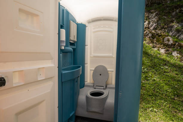Best Portable restroom trailer rental  in Bend, OR